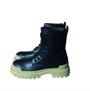 Women's Shein Black Lace-Up Boots with Cream Sole